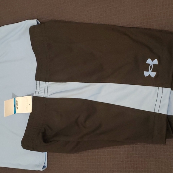 Under Armor  Baby boys size 24 m  set - Picture 3 of 3